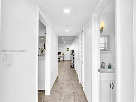 5130 SW 40th Avenue Dania Beach FL 33314