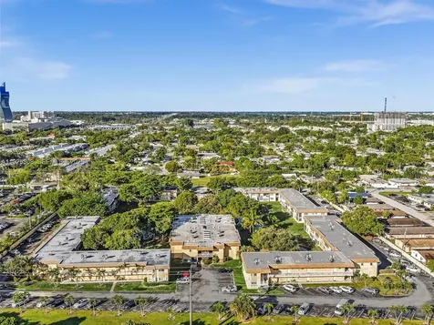 5130 SW 40th Avenue Dania Beach FL 33314