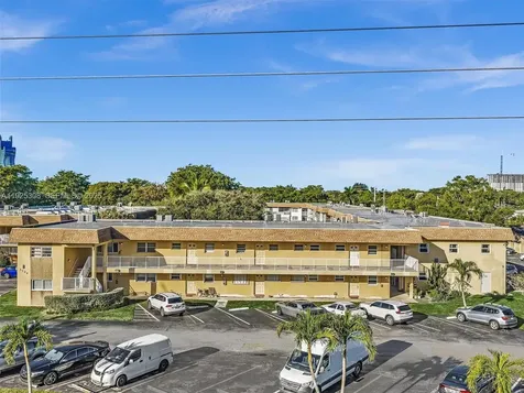 5130 SW 40th Avenue Dania Beach FL 33314