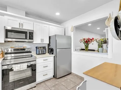 5130 SW 40th Avenue Dania Beach FL 33314