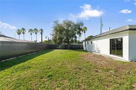 2158 NW 69th Street Miami FL 33147