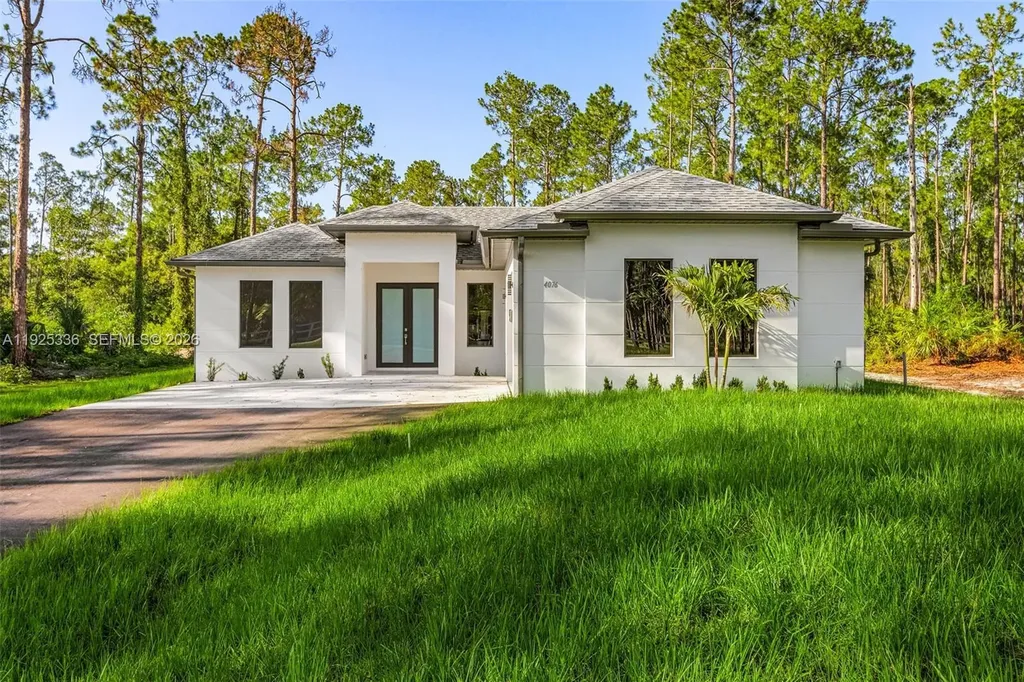 3260 60th Avenue NE Naples FL 34120