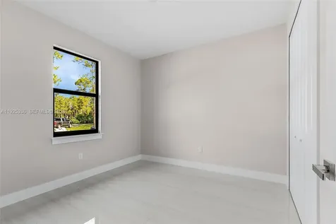 3260 60th Avenue NE Naples FL 34120