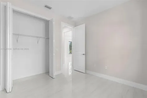 3260 60th Avenue NE Naples FL 34120