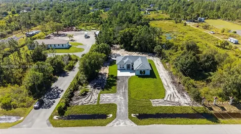 3260 60th Avenue NE Naples FL 34120
