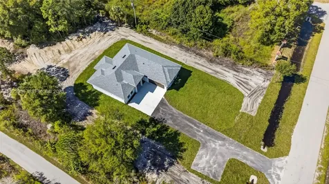 3260 60th Avenue NE Naples FL 34120