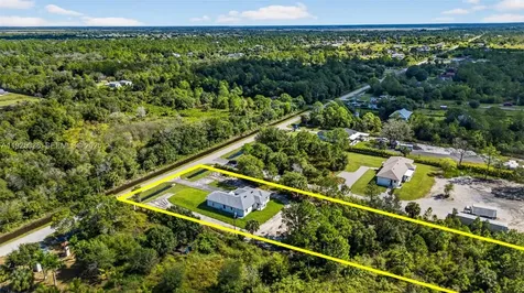 3260 60th Avenue NE Naples FL 34120
