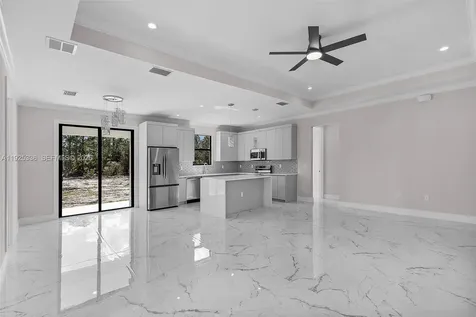 3260 60th Avenue NE Naples FL 34120