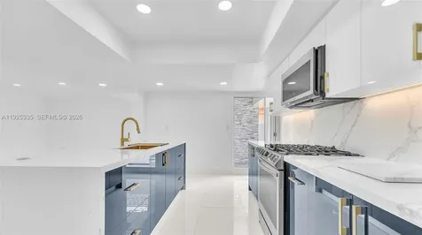 11421 SW 84th Street Miami FL 33173