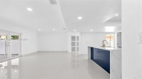 11421 SW 84th Street Miami FL 33173