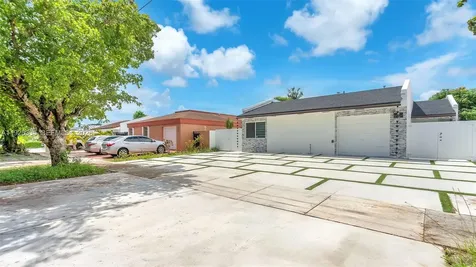 11421 SW 84th Street Miami FL 33173