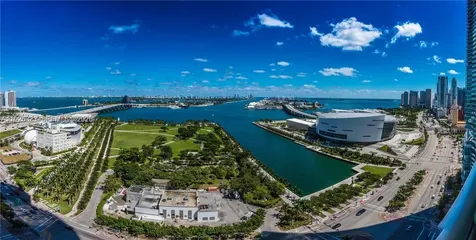 900 Biscayne Boulevard Miami FL 33132