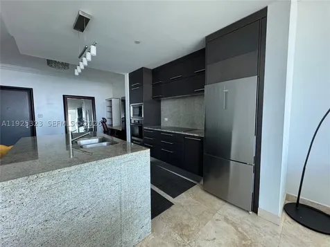 900 Biscayne Boulevard Miami FL 33132