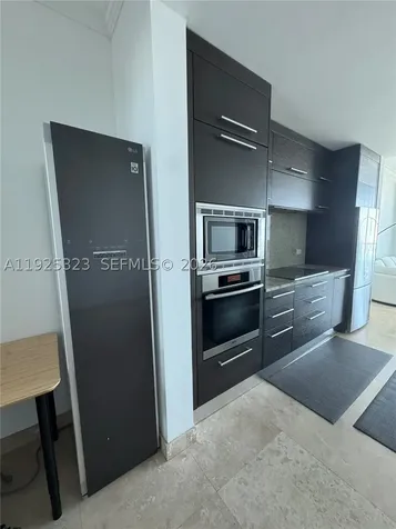 900 Biscayne Boulevard Miami FL 33132