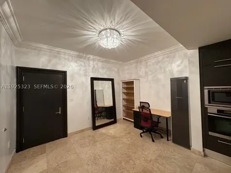 900 Biscayne Boulevard Miami FL 33132