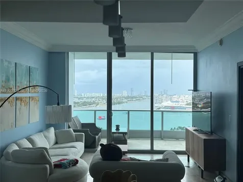 900 Biscayne Boulevard Miami FL 33132