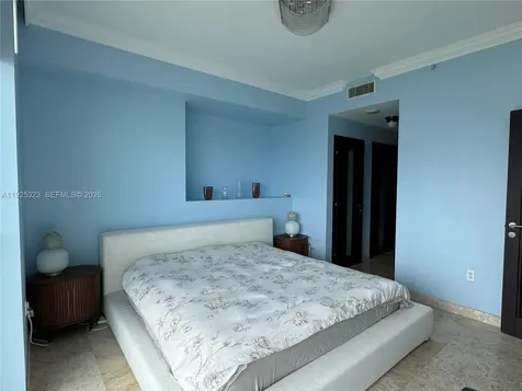 900 Biscayne Boulevard Miami FL 33132