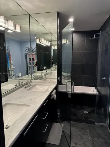 900 Biscayne Boulevard Miami FL 33132