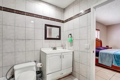 631 E 53rd Street Hialeah FL 33013