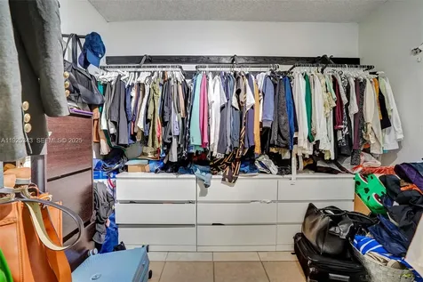 631 E 53rd Street Hialeah FL 33013