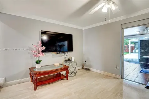 631 E 53rd Street Hialeah FL 33013