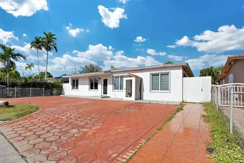 631 E 53rd Street Hialeah FL 33013