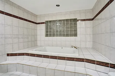 631 E 53rd Street Hialeah FL 33013