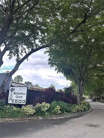 6442 Milk Wagon Lane Miami Lakes FL 33014