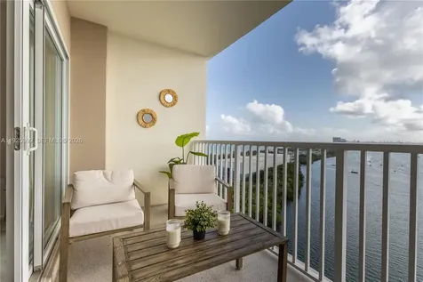 300 SE Bayview Drive Sunny Isles Beach FL 33160