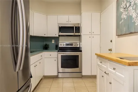 300 SE Bayview Drive Sunny Isles Beach FL 33160