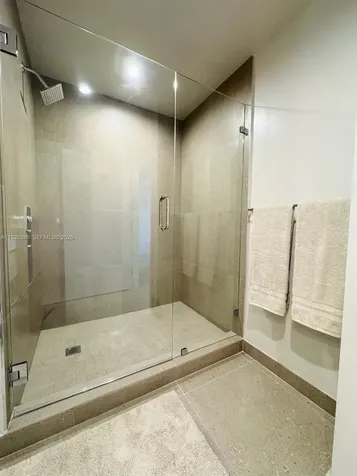 11 NE 6th Miami FL 33132