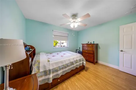 16236 SW 75th Street Miami FL 33193