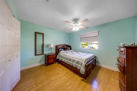 16236 SW 75th Street Miami FL 33193
