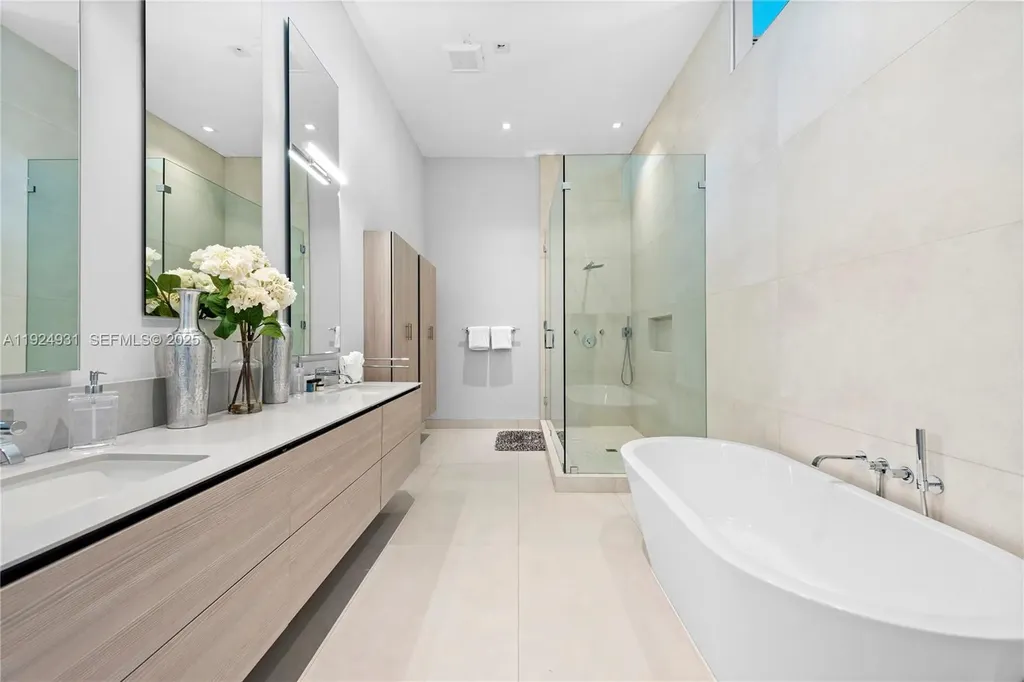 2700 NE 18th Street Fort Lauderdale FL 33305