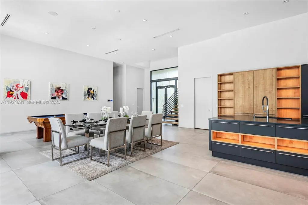 2700 NE 18th Street Fort Lauderdale FL 33305