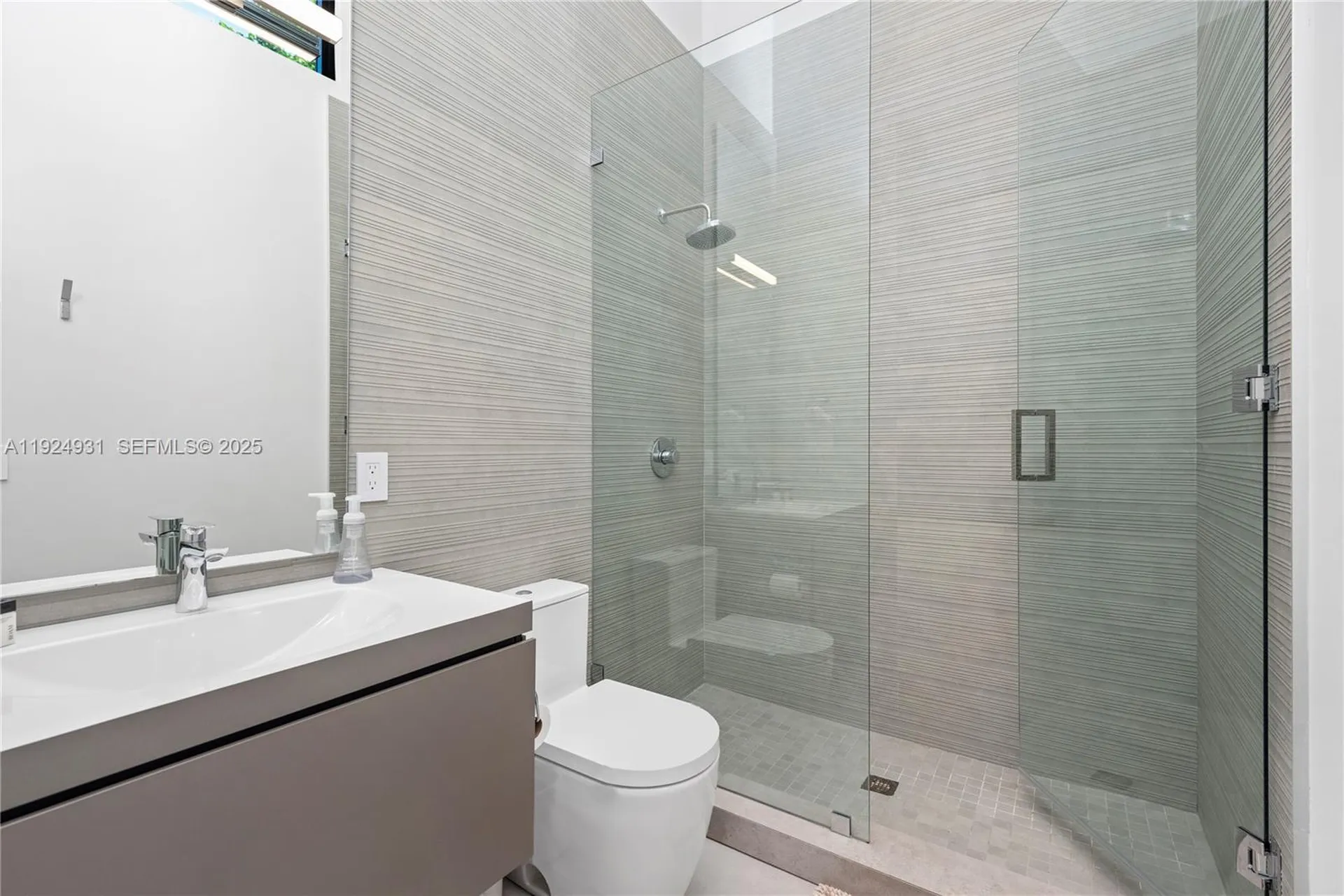 2700 NE 18th Street Fort Lauderdale FL 33305