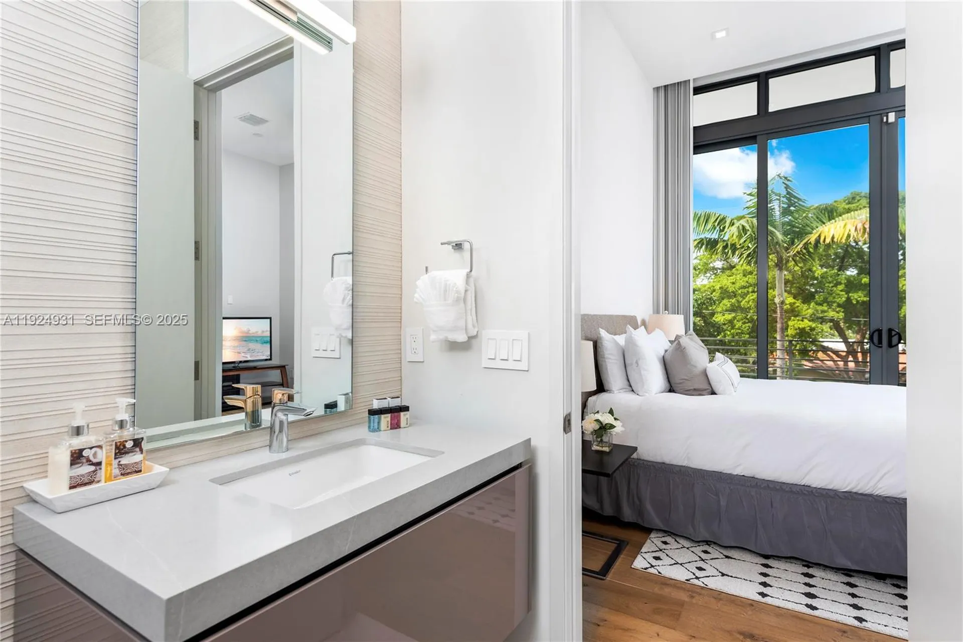 2700 NE 18th Street Fort Lauderdale FL 33305