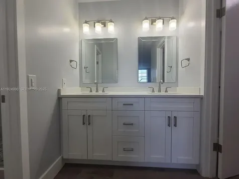 8895 Fontainebleau Boulevard Miami FL 33172