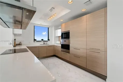 17111 Biscayne Boulevard North Miami Beach FL 33160
