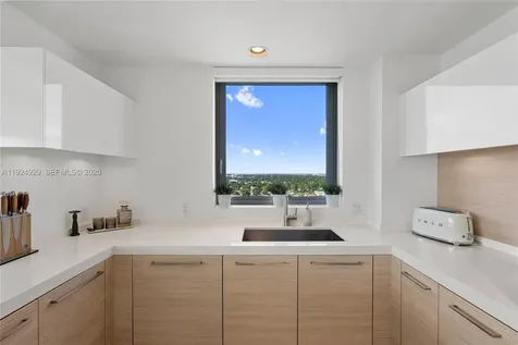 17111 Biscayne Boulevard North Miami Beach FL 33160