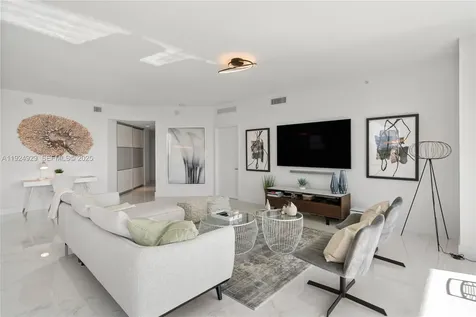 17111 Biscayne Boulevard North Miami Beach FL 33160
