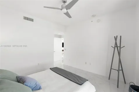 17111 Biscayne Boulevard North Miami Beach FL 33160