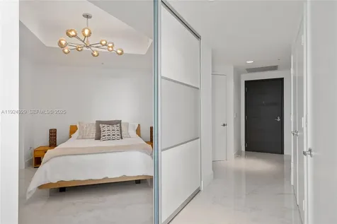 17111 Biscayne Boulevard North Miami Beach FL 33160