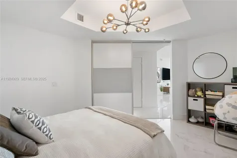 17111 Biscayne Boulevard North Miami Beach FL 33160
