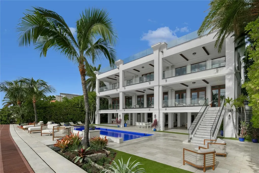 288 S Coconut Lane Miami Beach FL 33139