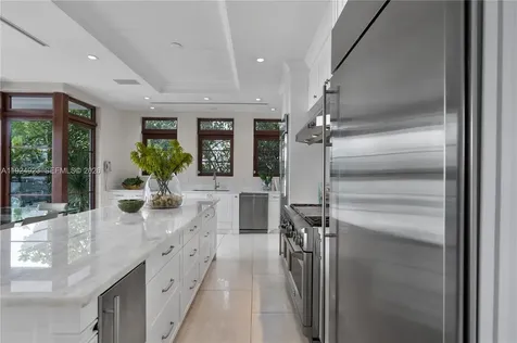 288 S Coconut Lane Miami Beach FL 33139