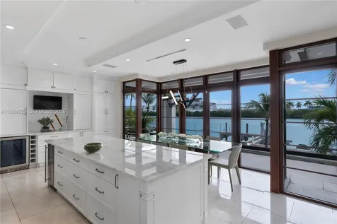 288 S Coconut Lane Miami Beach FL 33139