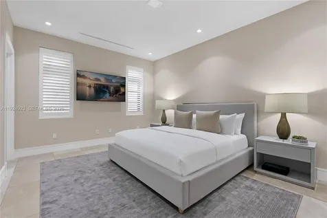 288 S Coconut Lane Miami Beach FL 33139
