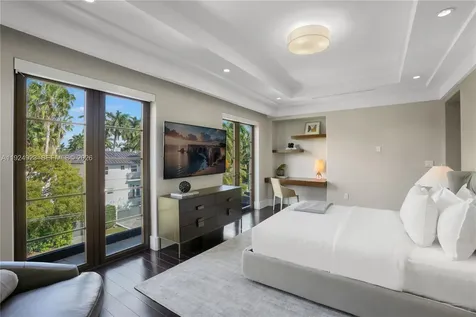 288 S Coconut Lane Miami Beach FL 33139