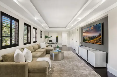 288 S Coconut Lane Miami Beach FL 33139